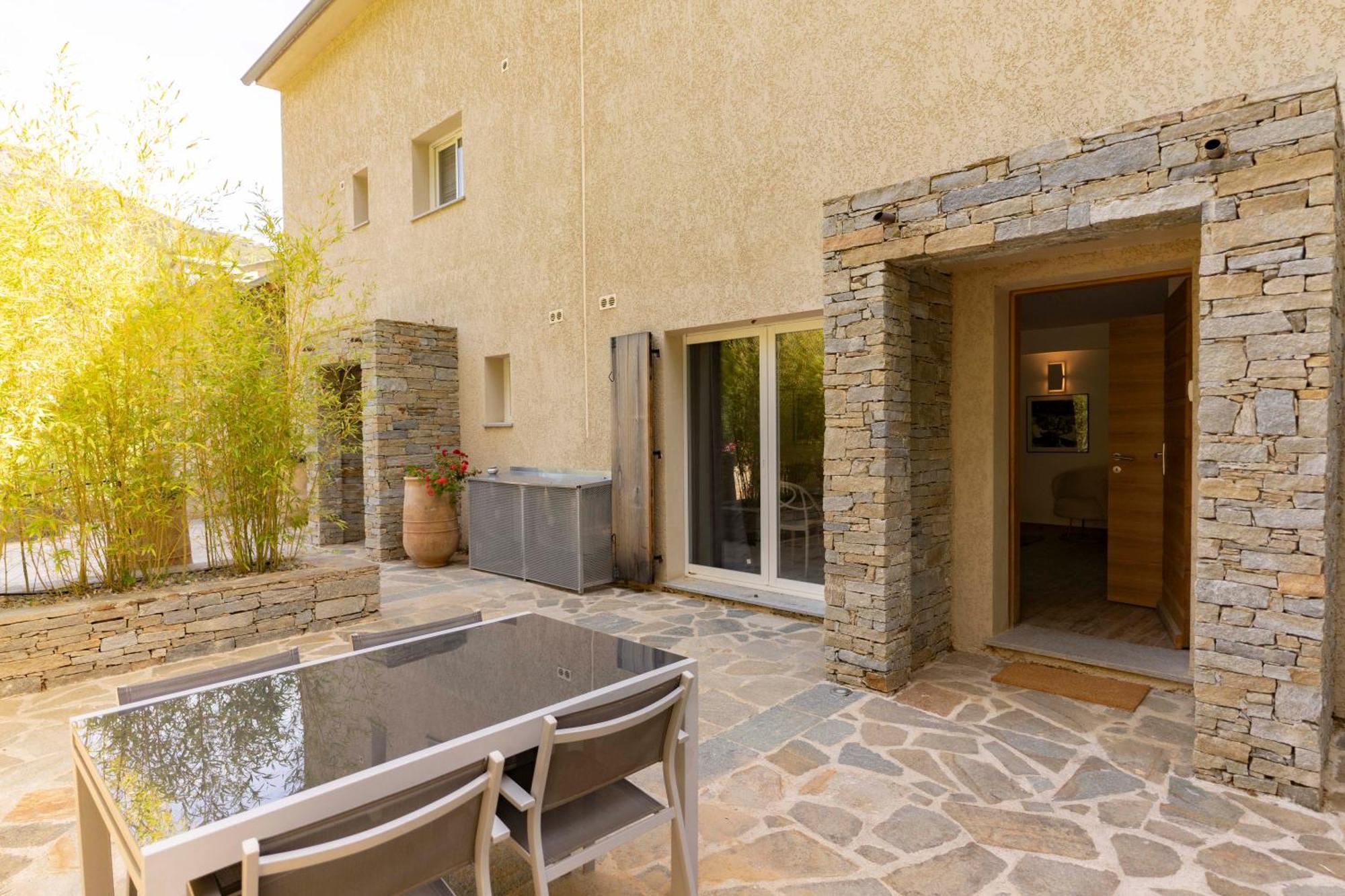 Suites In Erbalunga Pokoj fotografie